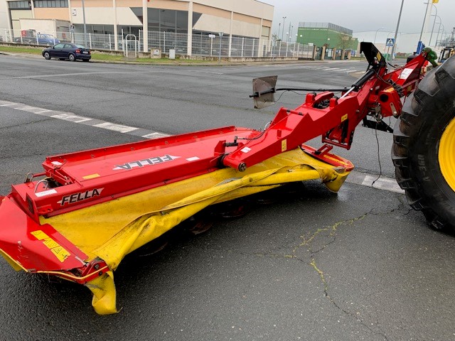 RG5621 SEGADORA FELLA SM 310 TL-KC