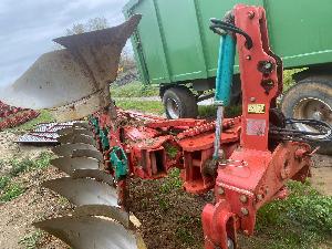Mouldboard Ploughs Kverneland arado  Kverneland