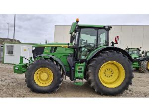 Tractors John Deere 6215r John Deere