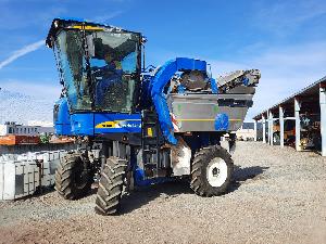 Grape harvesting machine New Holland vl 610 New Holland