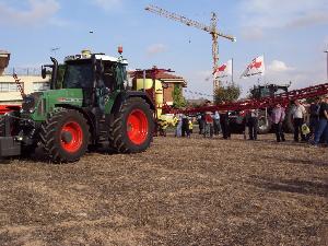 DEMOS  2010