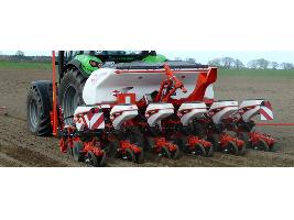 Kuhn presenta en Agraria Valladolid su nueva sembradora monograno de precisión Maxima 3