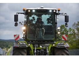 CLAAS XERION debuta en el Nordschleife