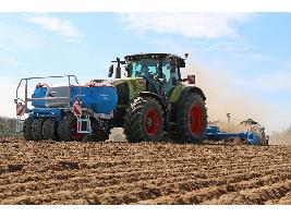 Combinación de siembra LEMKEN con depósito delantero