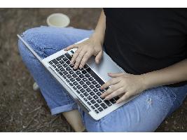 El Gobierno impulsará una PAC más igualitaria que atienda las necesidades de las mujeres y los jóvenes en el medio rural.