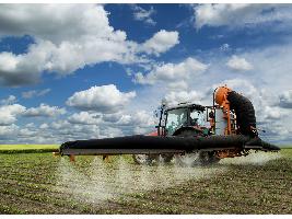 EL MERCADO DE MAQUINARIA AGRÍCOLA SE AJUSTA A LA DEMANDA IMPRESCINDIBLE 