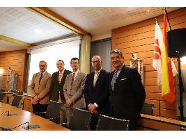 El Ministerio de Agricultura, Pesca y Alimentación presenta en Dijon el Congreso Mundial de la Viña y el Vino que se celebrará en Cádiz y Jerez