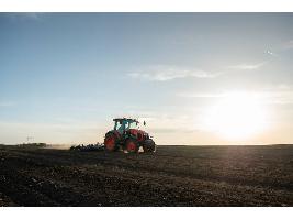 El plan de fertilizantes de Bruselas no convence ni a Planas: echa en falta una respuesta a corto plazo y prevé solo 500 millones para toda Europa