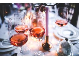 El vino español, presente en las plataformas de envío a domicilio