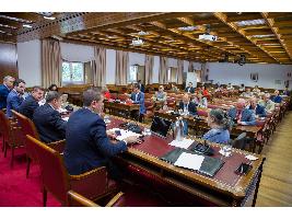 España contará con la mayor inyección de fondos públicos hasta 2027 para generar oportunidades de futuro en el sector agroalimentario