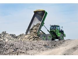 FL 695, el neumático resistente y versátil de BKT redefine el rendimiento de los remolques agroindustriales