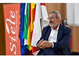 Germán Martínez, presidente de Kubota España, habla de la importancia de la mujer en la agricultura en la mesa redonda del VIII Foro Nacional Mujer Agro