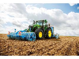 John Deere actualiza los tractores 6R de bastidor grande y extragrande
