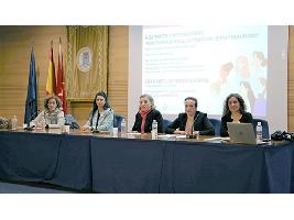 Kubota rinde homenaje al Día Internacional de la Mujer aportando valor en un Seminario de mesa redonda