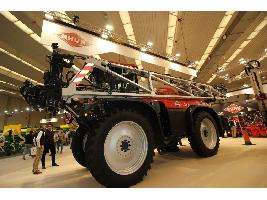KUHN presenta en FIMA 2024 las últimas novedades de productos y servicios adaptadas al mercado español