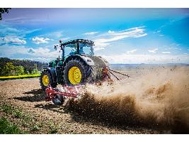 LA CARRERA PARA RECUPERAR EL MERCADO PERDIDO PROTAGONIZA EL REGISTRO DE MAQUINARIA AGRÍCOLA EN MAYO
