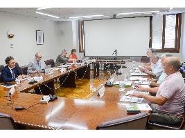La mesa de seguimiento constata el buen grado de cumplimiento de las medidas de apoyo a agricultores y ganaderos comprometidas por el Gobierno