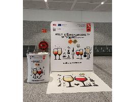 Los vinos de España y Portugal aterrizan en aeropuertos de ambos países para dar la bienvenida a los turistas del verano