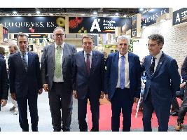 Luis Planas destaca la excelencia del sector hortofrutícola y su papel relevante en la agricultura española
