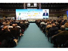 Luis Planas sitúa a los regantes como pieza clave para impulsar un modelo agroalimentario más eficiente, digital y sostenible