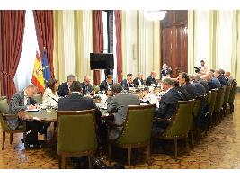Luis Planas solicita la colaboración de Cooperativas Agro-alimentarias para contribuir a la divulgación técnica del Plan Estratégico de la PAC entre agricultores y ganaderos