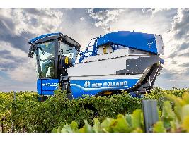 Más confort, capacidad, potencia y productividad: las nuevas vendimiadoras BRAUD compactas de New Holland 