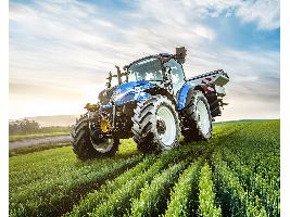 NEW HOLLAND PISA FUERTE EN EXPOLIVA 2025: TECNOLOGÍA, MÚSCULO Y VISIÓN DE FUTURO PARA EL OLIVAR