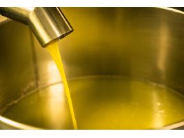 Pese al descenso de existencias, garantizan que habrá disponibilidad de aceite de oliva hasta que finalice la campaña