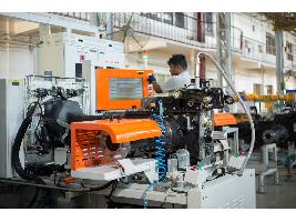 SDF renueva su planta de tractores de la India