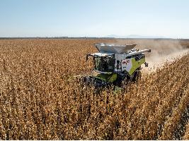 TRION 740: Cosechadora híbrida compacta de 435 CV y un solo rotor ROTO PLUS