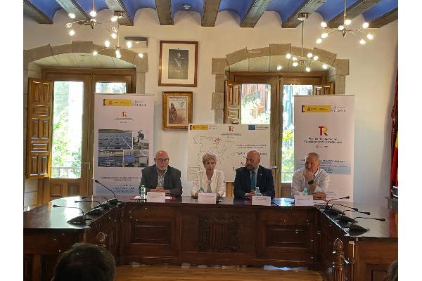 El Ministerio de Agricultura, Pesca y Alimentación firma un convenio para destinar 6,35 millones de euros a modernizar regadíos en Navarra