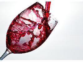 El vino es el responsable del 25% de los efectos saludables de la dieta mediterránea
