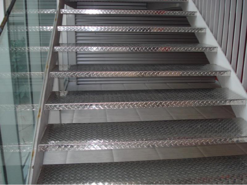 Escaleras metálicas