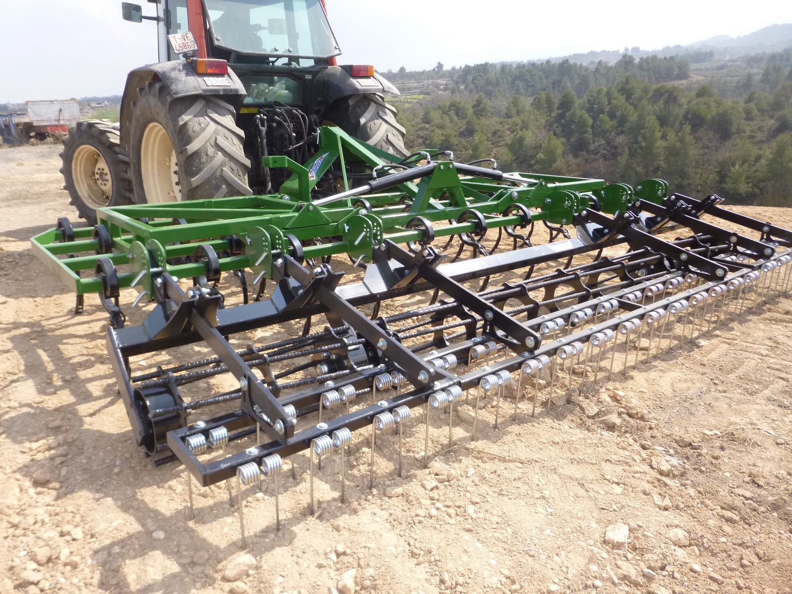 Vibropreparador 4 filas plegado V 3 cuerpos de 4 a 7,5m