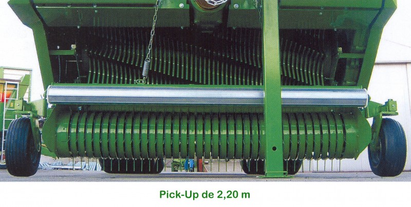 Foto 2 > SHUTTLE 860 S - 75,6 m³ - Pick-up 2,27 m. - eje tandem 23 Tons. - freno hidráulico