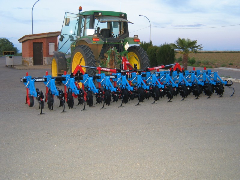 Cultivador Binador Vibrador Autoguiado
