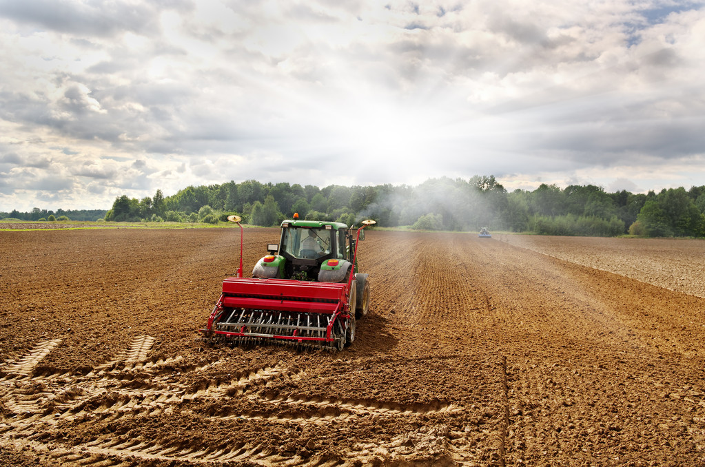 El Gobierno publica la orden de módulos con una rebaja mínima del 25 % en el IRPF 2022 para 800.000 agricultores y ganaderos