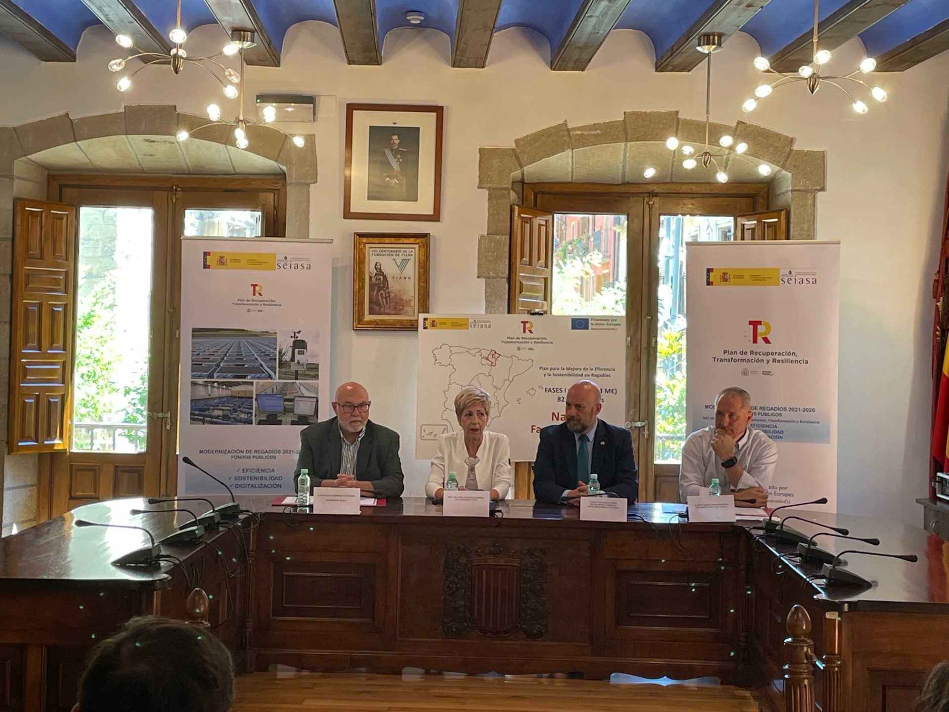 El Ministerio de Agricultura, Pesca y Alimentación firma un convenio para destinar 6,35 millones de euros a modernizar regadíos en Navarra