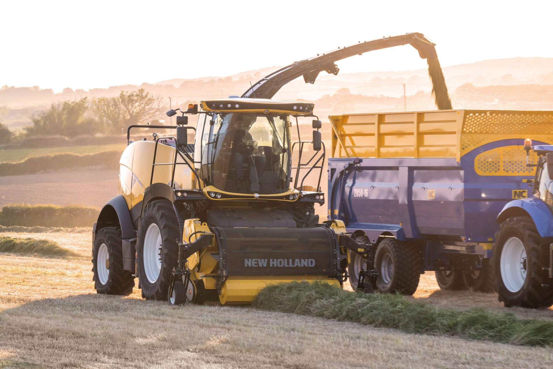 El nuevo pick-up para hierba UltraFeed™ maximiza la capacidad potencial de las picadoras de forraje New Holland FR