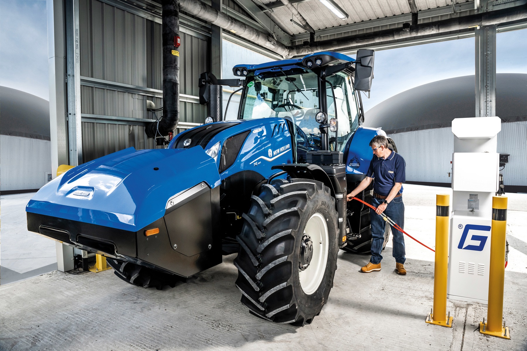 El revolucionario tractor T6 Methane Power arranca su andadura en España - 0