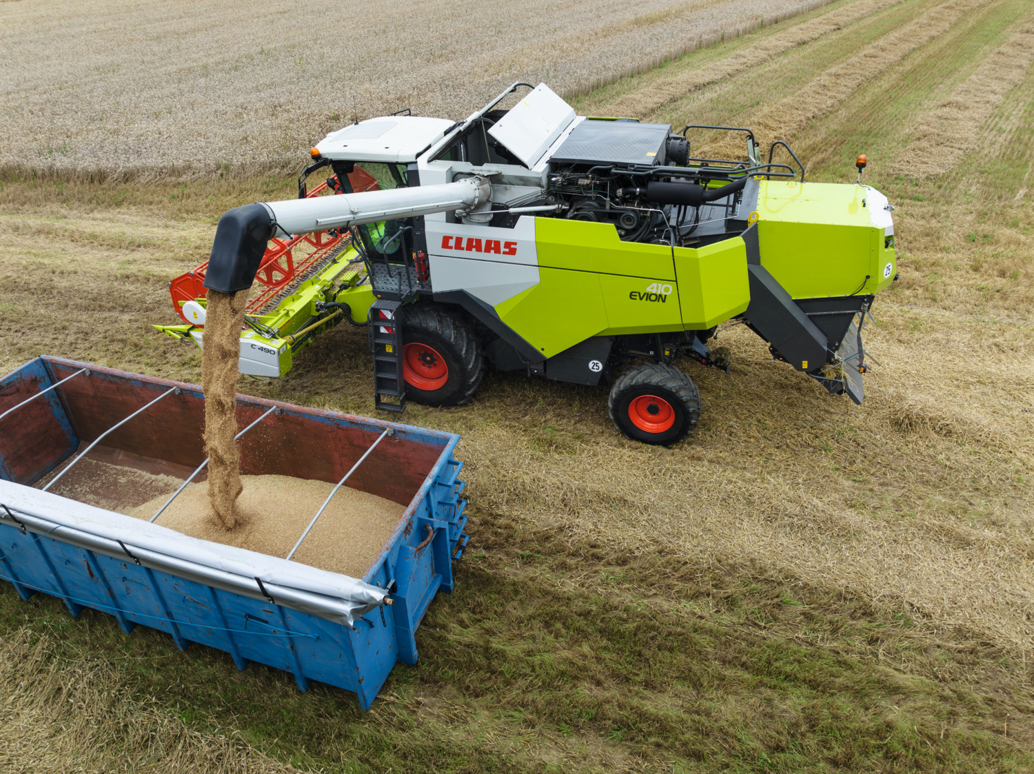 Nuevas máquinas de cinco sacudidores completan la gama inferior de cosechadoras CLAAS